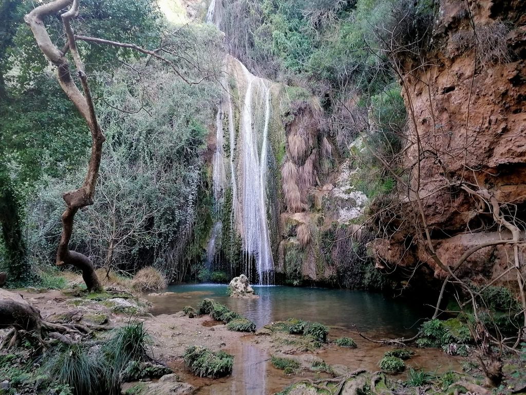 Καταρράκτης Καλάμαρης κοντά στη Γιάλοβα Μεσσηνίας